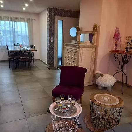 Maison Cosy Avec Possibilite De Massage Individuel Daire *