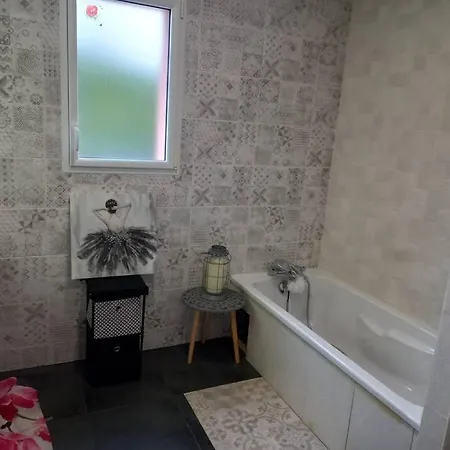 Daire Maison Cosy Avec Possibilite De Massage Individuel La Genetouze (Vendee)