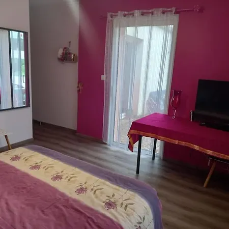 Maison Cosy Avec Possibilite De Massage Individuel Daire La Genetouze (Vendee)